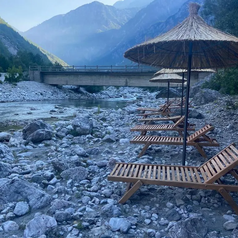 Hotel Guesthouse Veni I Gjyshit Nderlysaj Albanië