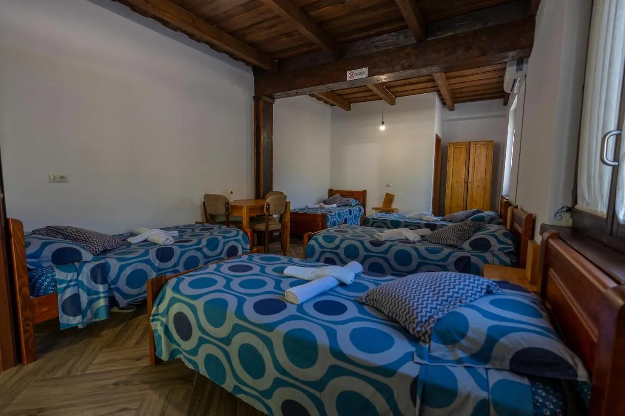 Hotel Guesthouse Veni I Gjyshit Nderlysaj Albanië